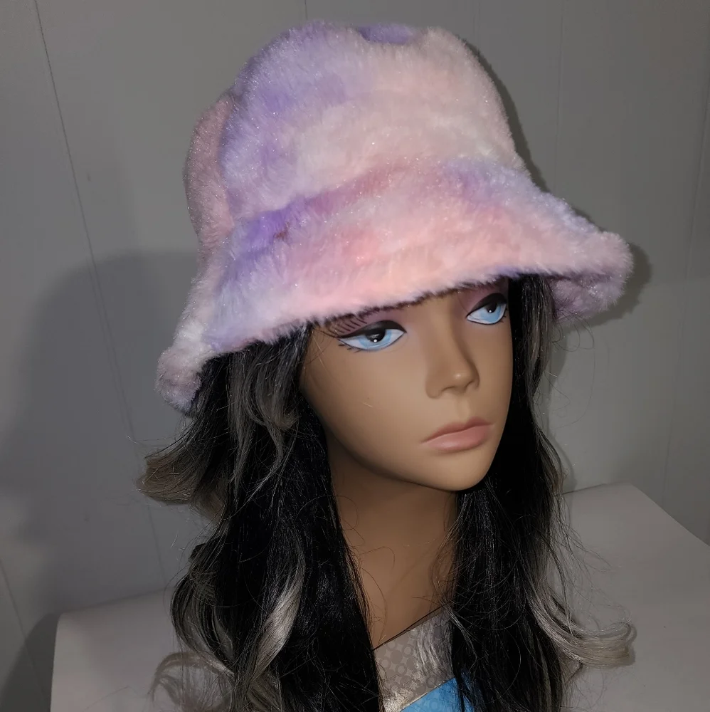 New Dolls Kill Fuzzy Soft , Faux Fur Tye Dye Bucket Hat - Picture 2 of 8